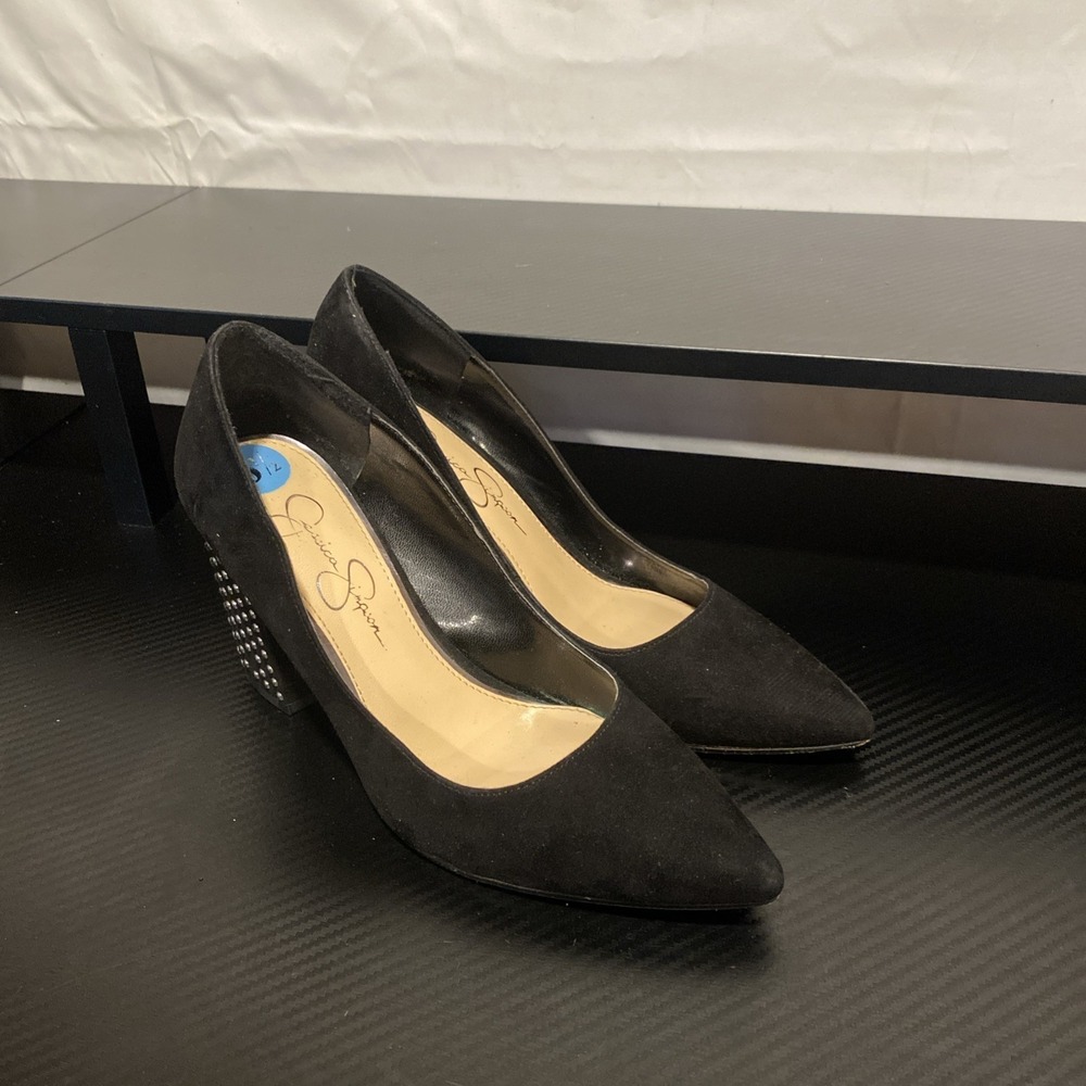 Jessica Simpson Black Studded Laydee Pumps Block Heel Faux Suede Pointed Toe 6.5
